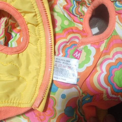 Ｍサイズ チュッパチャプス柄　パーカー取り外し 中綿　ダウンコート