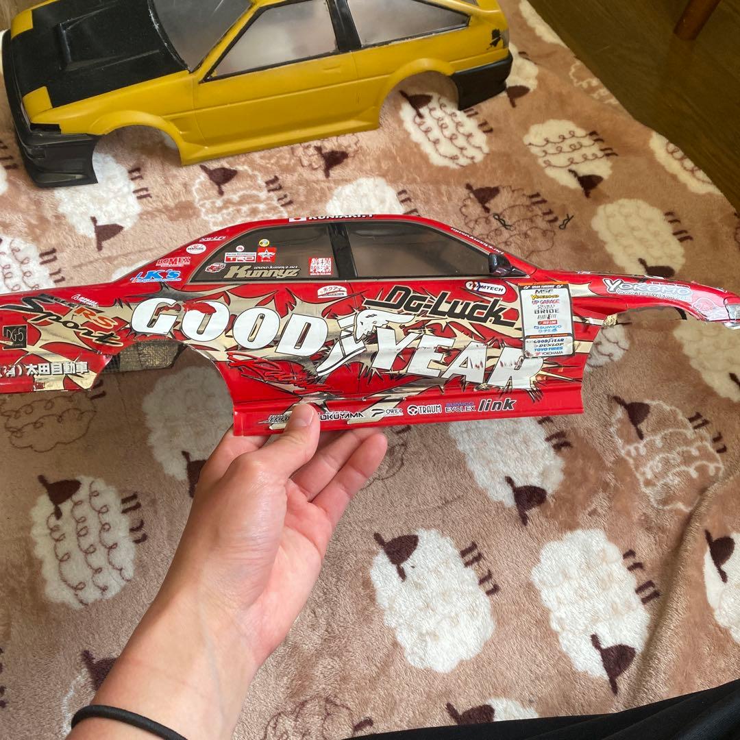 タミヤtt02 シャーシ＋ボディ付き