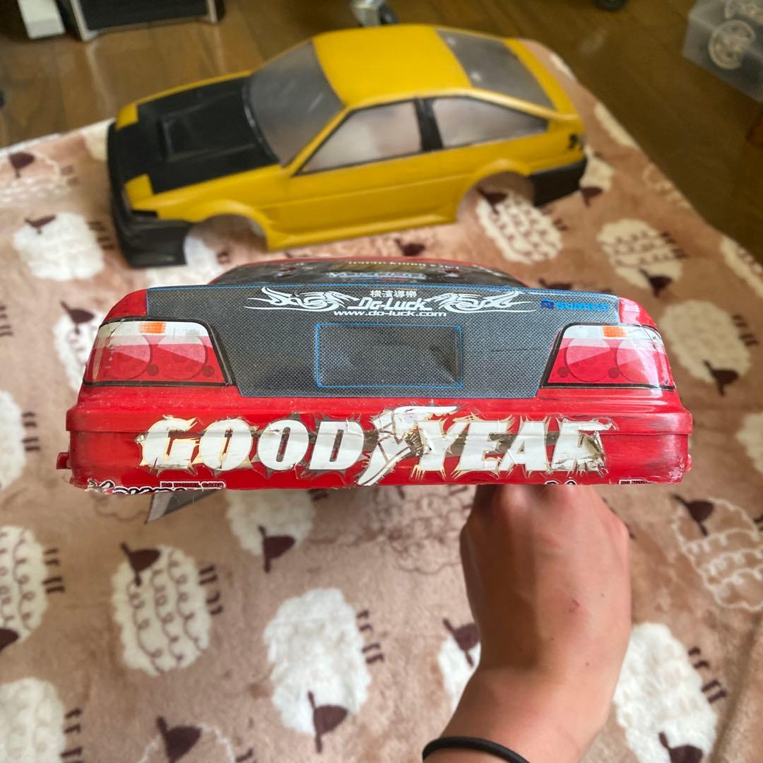 タミヤtt02 シャーシ＋ボディ付き