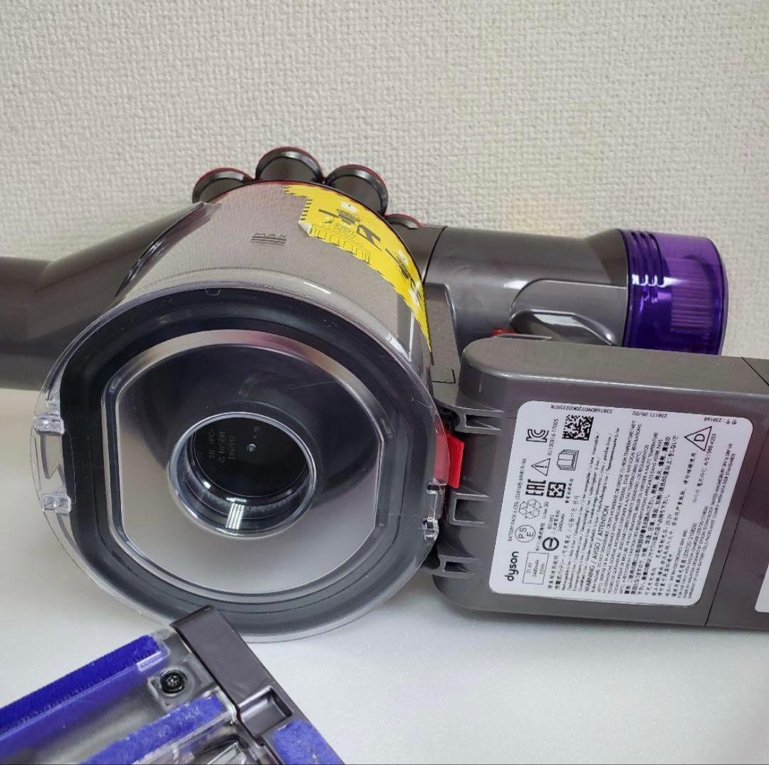 dyson v8 slim fluffy コードレス掃除機　ダイソン　スリム