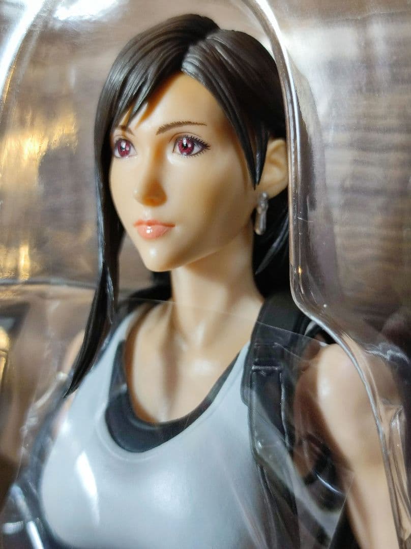 ファイナルファンタジー VII リメイク ティファ・ロックハート フィギュア