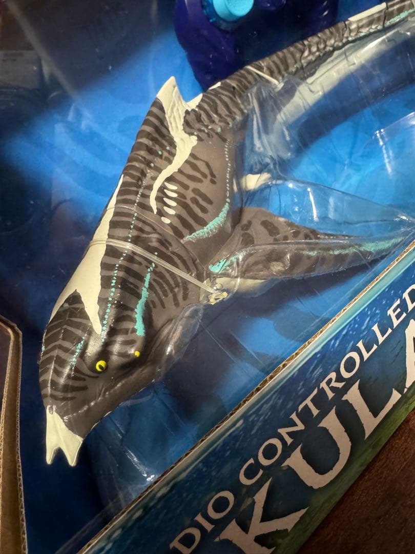 マクファーレントイズ　アバター　アクラ　ラジコン