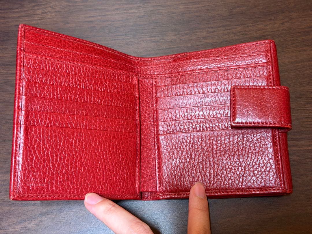 GUCCI 二つ折り財布 レッド　GGマーモント