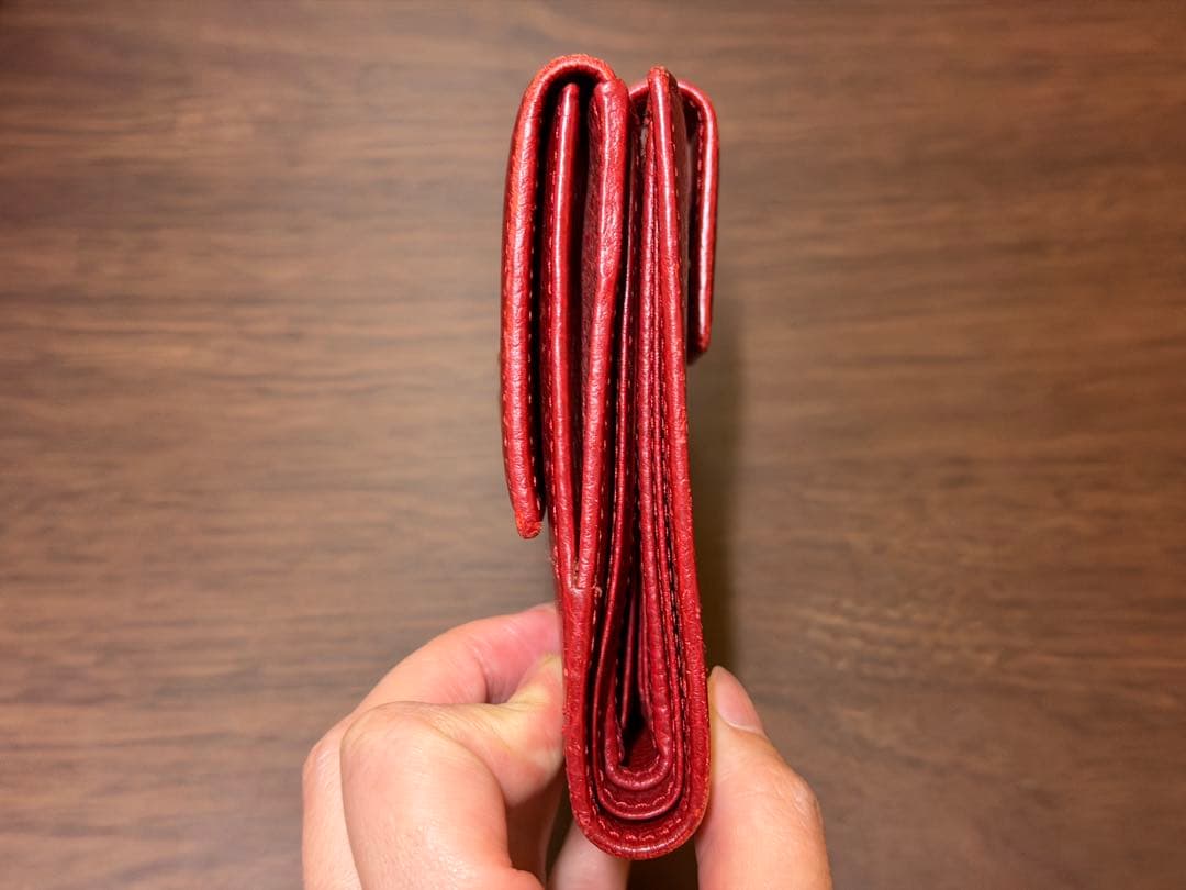 GUCCI 二つ折り財布 レッド　GGマーモント