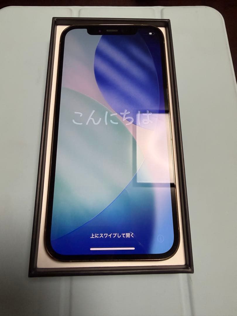 日*め様 美品　Apple iPhone 12 Pro ゴールド 本体