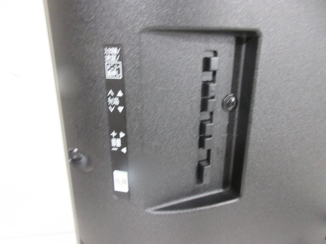 M0912U Panasonic 32型液晶テレビ TH-32J300 24年