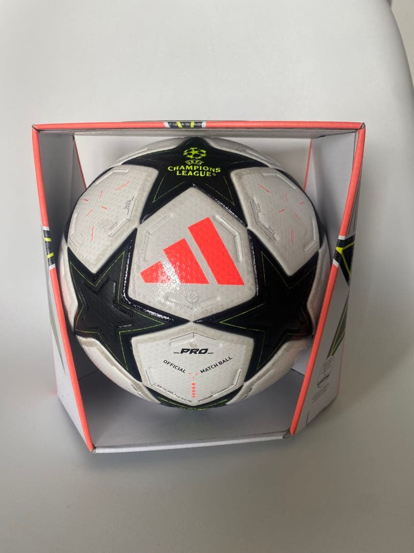 adidas Champions League Pro サッカーボール