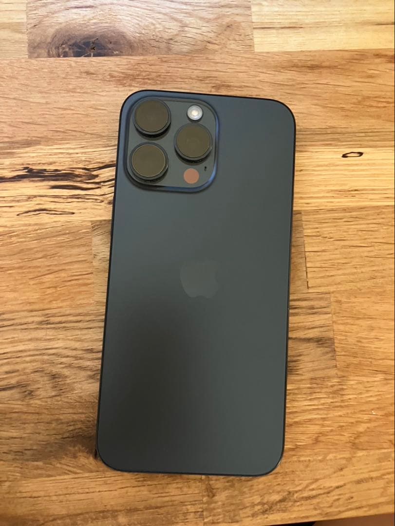 Apple iPhone 15 Pro Max ブルーチタン　本体