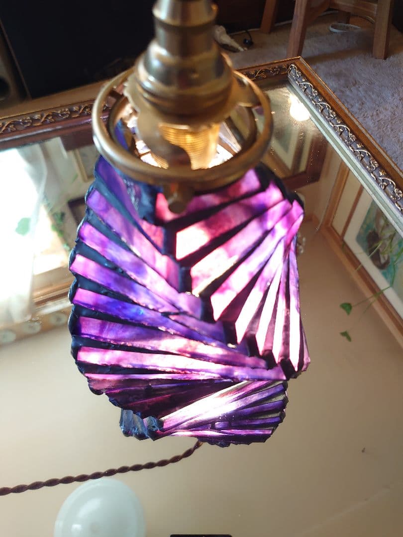 アンティーク ステンドグラスネジレパープルペンダントシーリングランプ