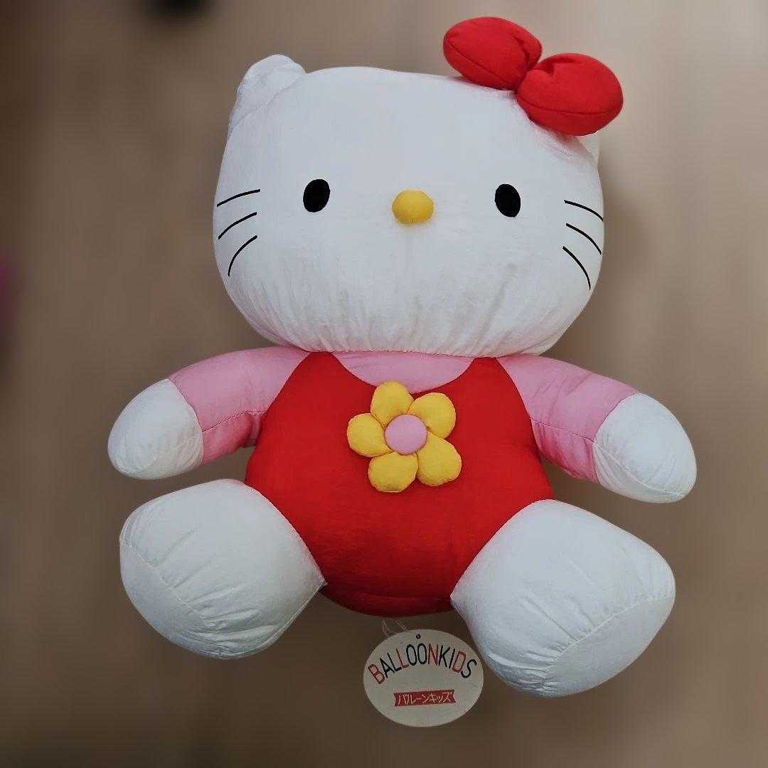 サンリオ　キティ　シャカシャカ　ぬいぐるみ