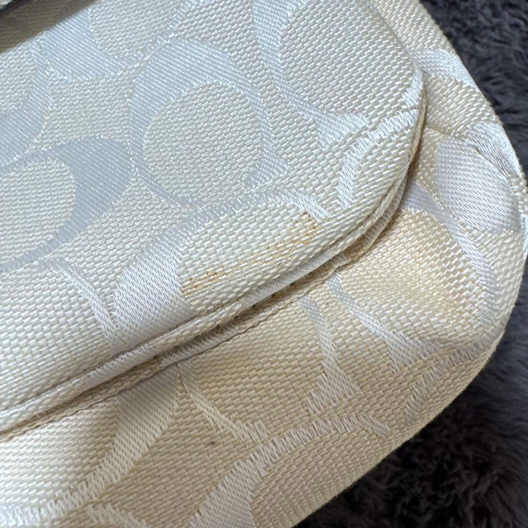 【美品】COACH ソーホー ミニシグネチャー フラップ ワンショルダーバッグ