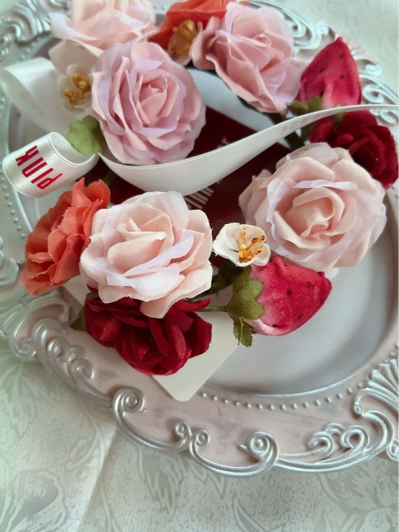 ピンクハウス❤️【未使用】リボンブーケシリーズ ハート型リースコサージュ❤️