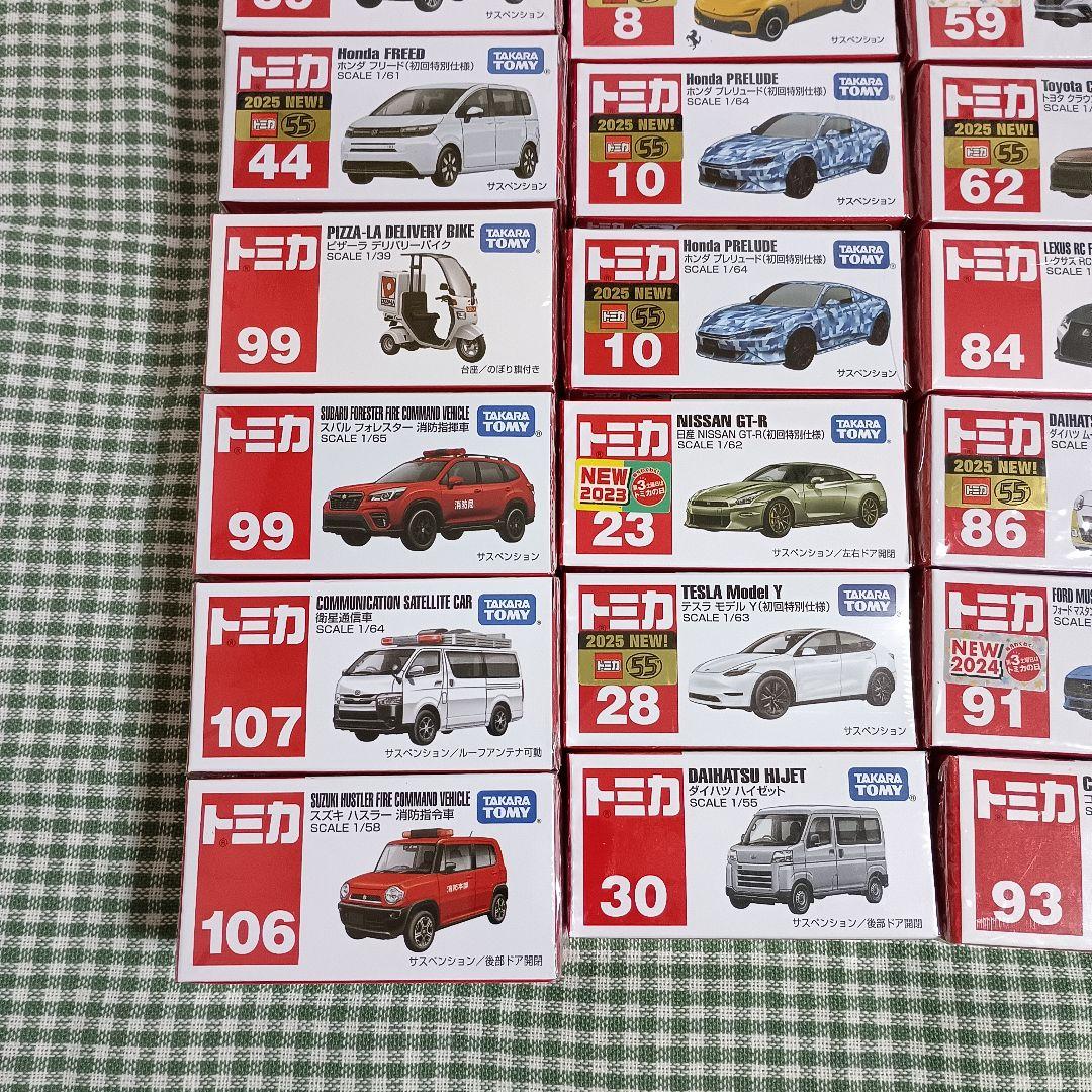 y*e様 トミカ 27台 セット 初回 通常 ミニカー まとめ売り セット売り