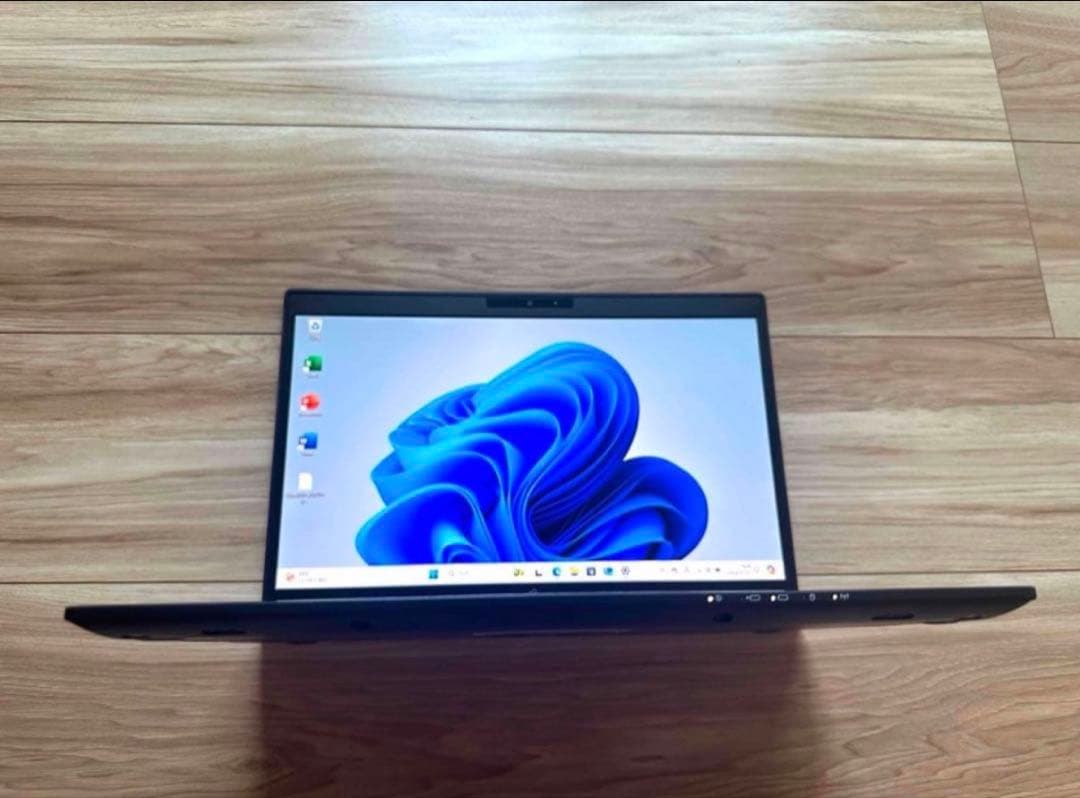 2019年モデル第8世代 BT良好8/256GB！LIFEBOOK U939/A