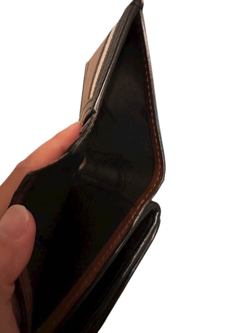 『極美品』Burberry ストライプ 二つ折り財布，最終値下げ