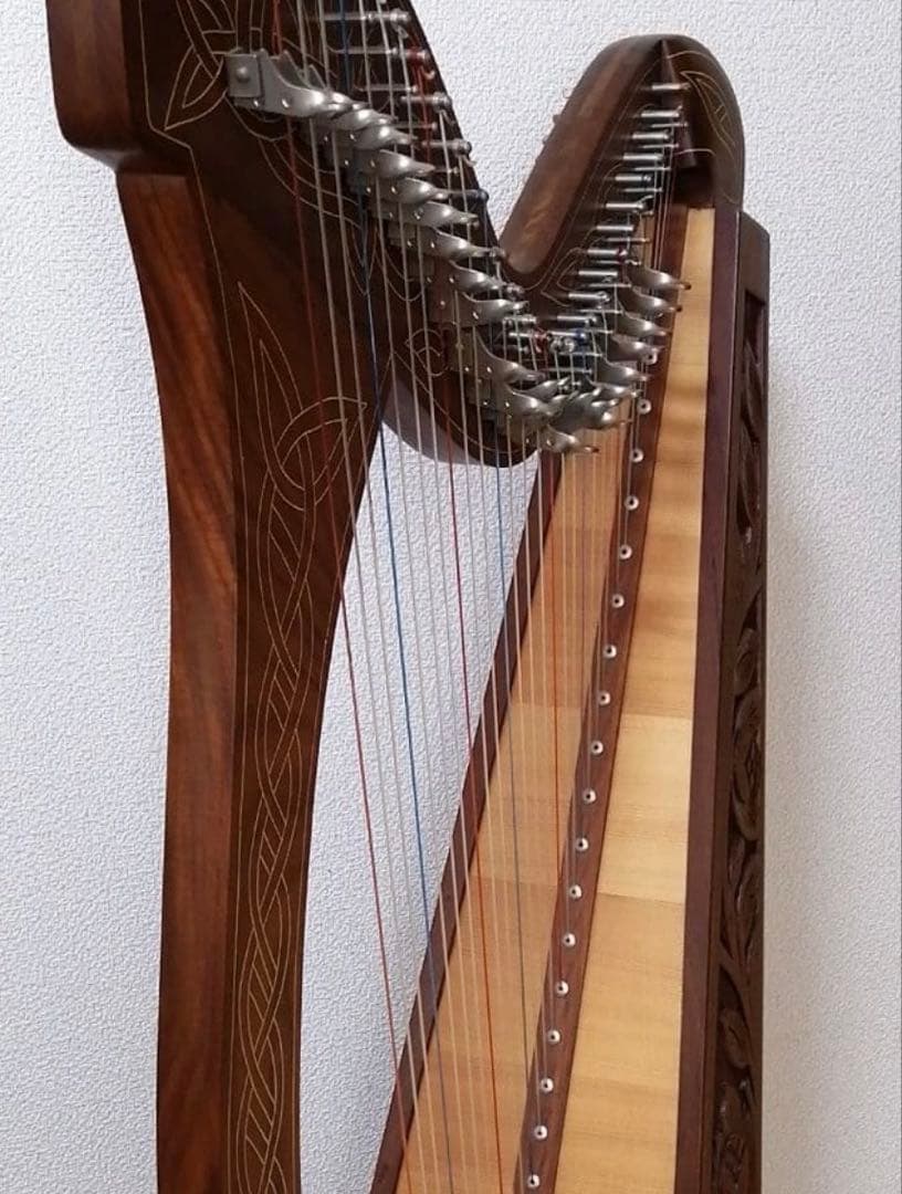 アイリッシュハープ