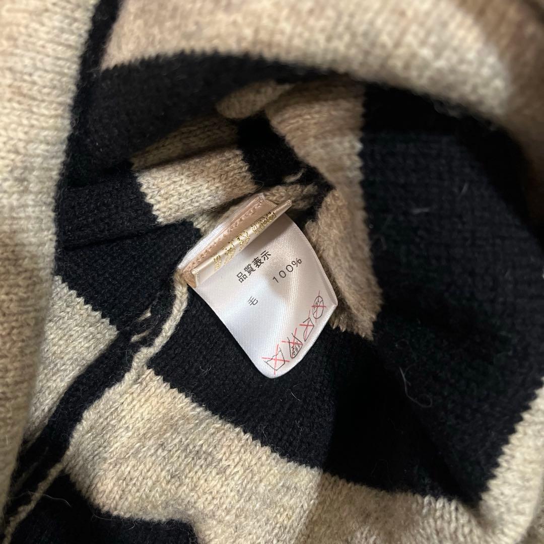 ヴィヴィアンウエストウッド　耳当て付きボンボンニット帽　ボーダーNANAシン着用