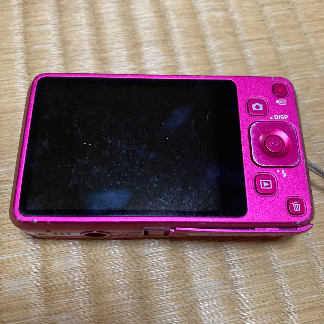 カシオEXILIM デジカメ　EX-Z800