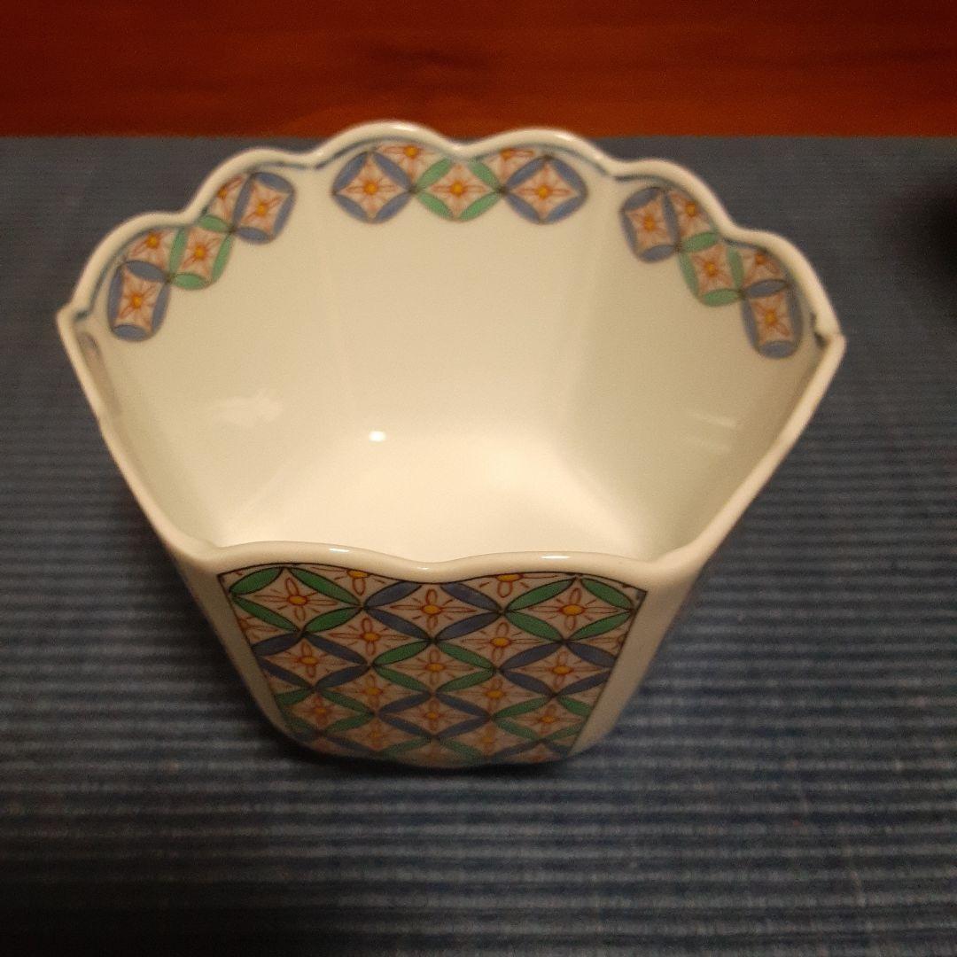 新春割引！断捨離品全部纏めて！有田焼椀5個、五角系小鉢5個、丸小鉢2個、中皿2枚