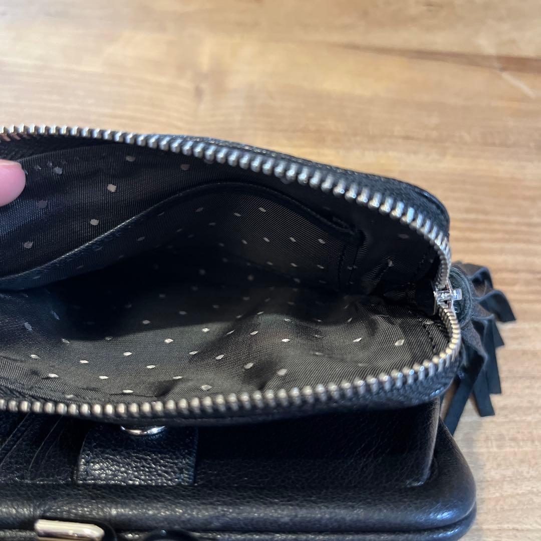 perche 二つ折り財布