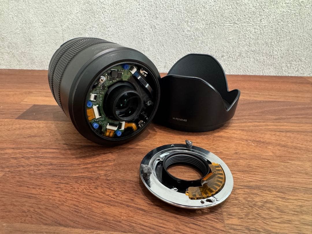 Panasonic LUMIX H-FSA14140 ジャンク品 マウント部割れ