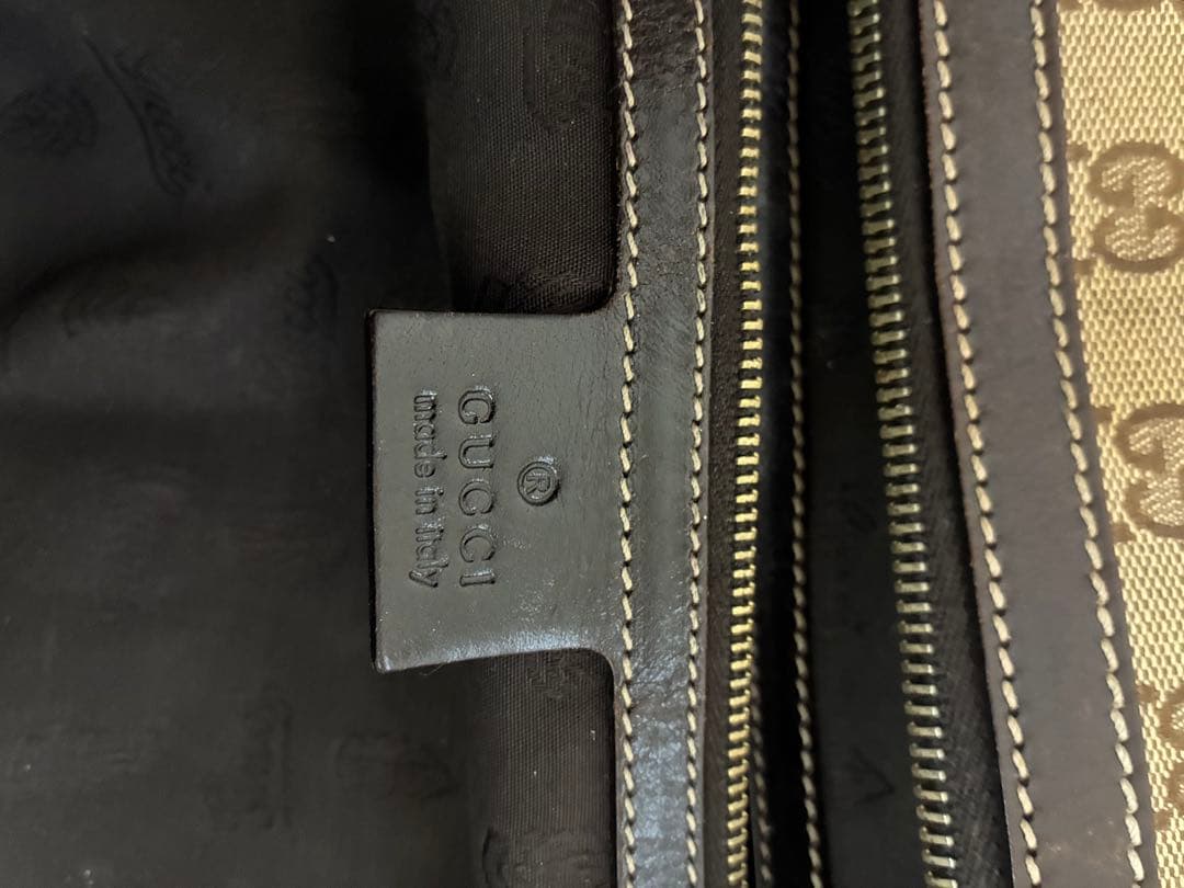 GUCCI GGキャンバス ショルダーバッグ　正規品　232967 520981