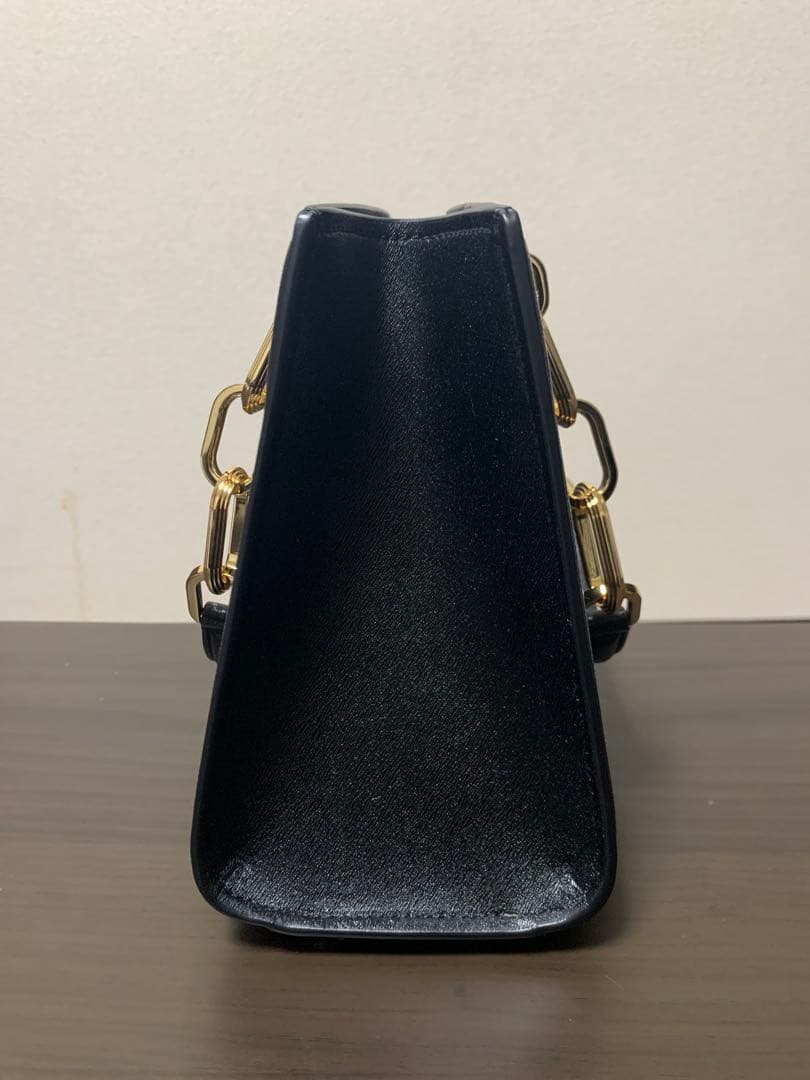 マイケルコース CYNTHIA レザー サッチェル スモール 黒