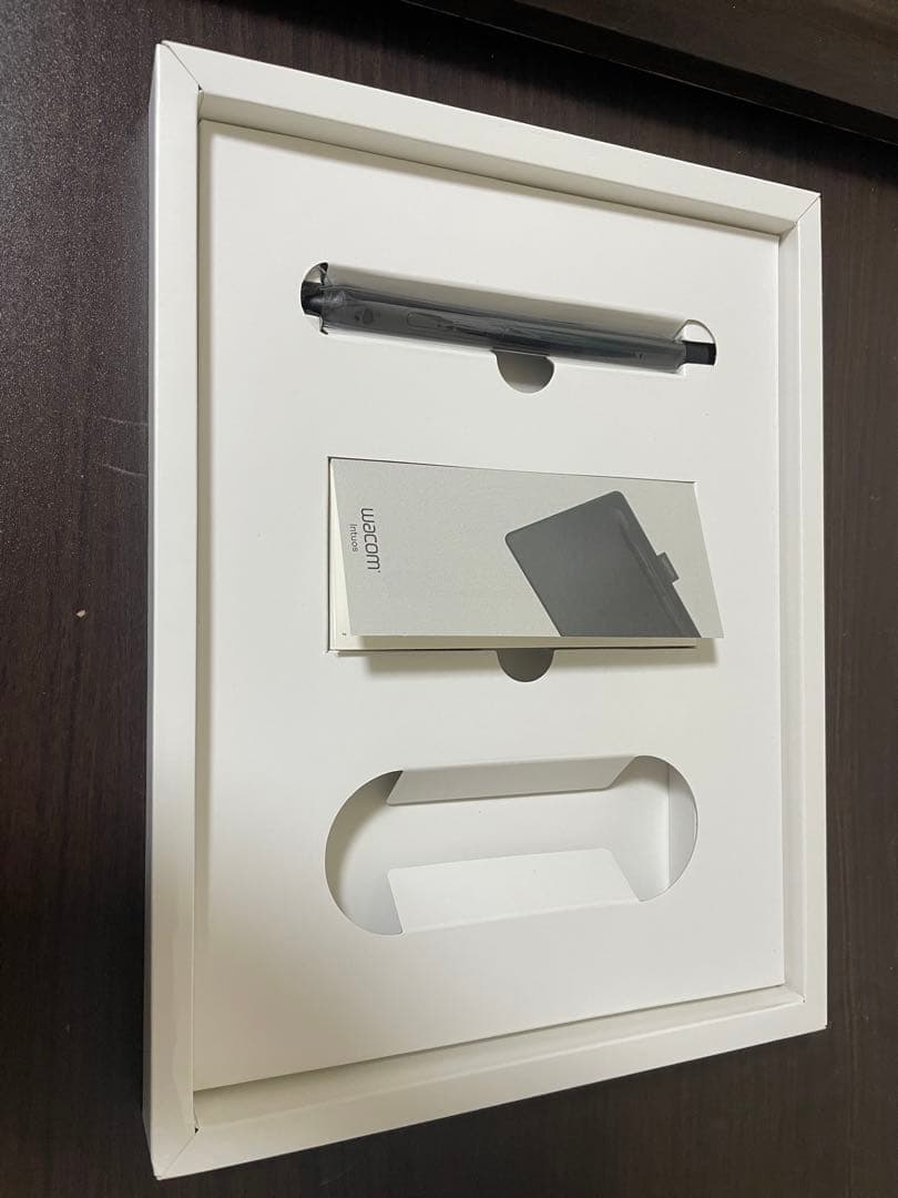 Wacom CTL-6100WL Intuos M ピスタチオグリーン