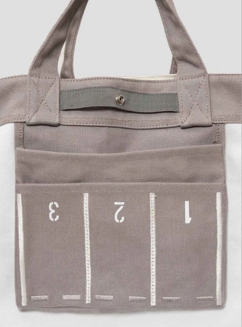 新品！グラニフ トミカ ショルダーバッグ トートバッグ 駐車場 トミカランド