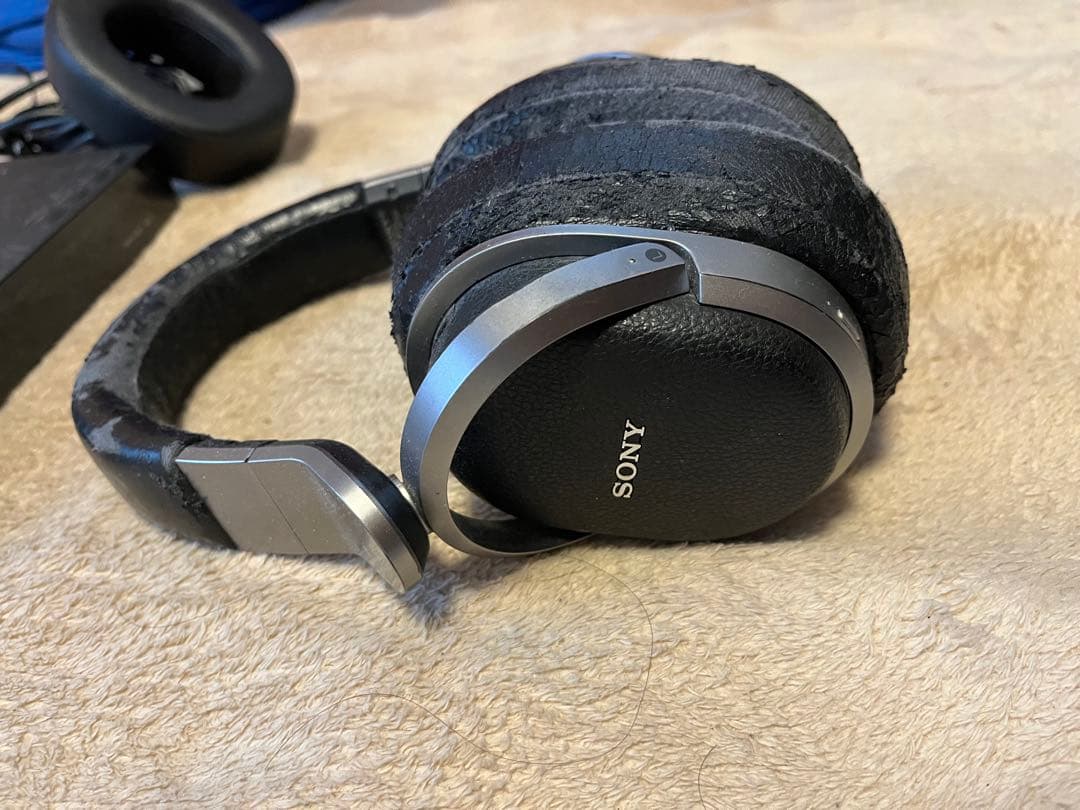 SONY 有線ヘッドホン イヤーパッド劣化　変えあり