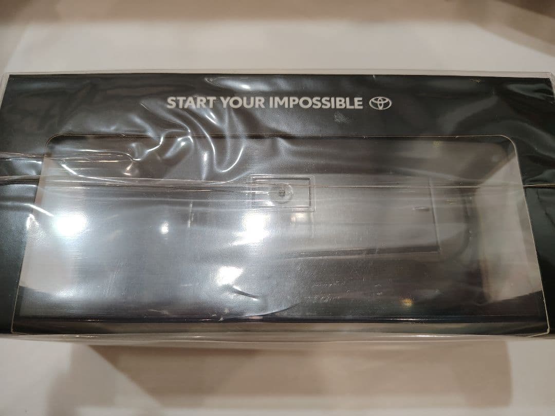 トヨタ　クラウンエステート（1/30スケール）　プレシャスメタル✕マッシブグレー