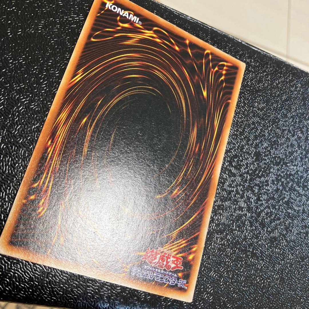 トゥーン・ブラック・マジシャン・ガールウルトラレア