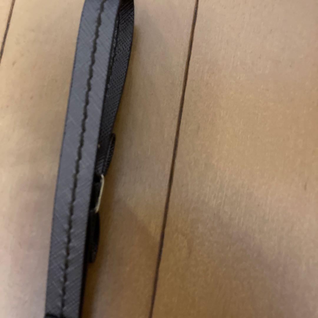 Salvatore Ferragamo ブラウンレザー ストラップ