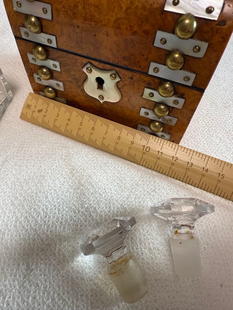 1850年代つけペンバコ、クリスタルインク瓶、螺鈿箱