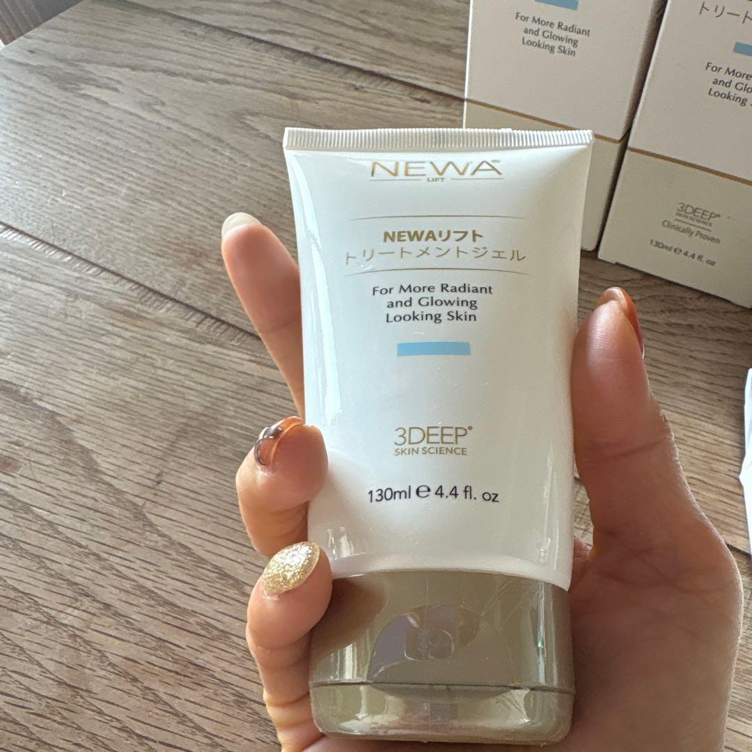 ジェイメック NEWAリフト+ 保証あり、新品未使用トリートメントジェル4本付き