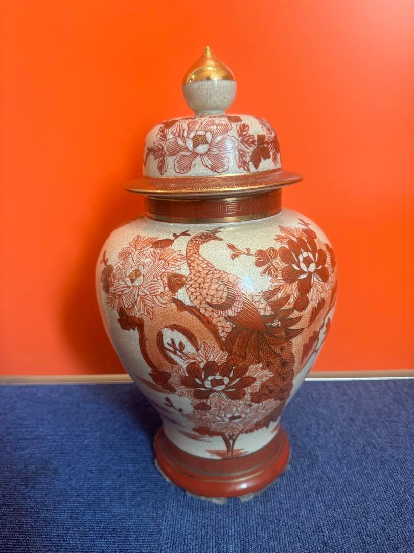 1863 薩摩焼　九十字壺　金継ぎ　赤絵金彩　孔雀牡丹　沈香壷　高40cm時代物