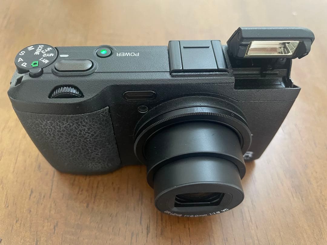 値下げ中！RICOH GR DIGITAL4リコーデジカメ　［ショット数232］