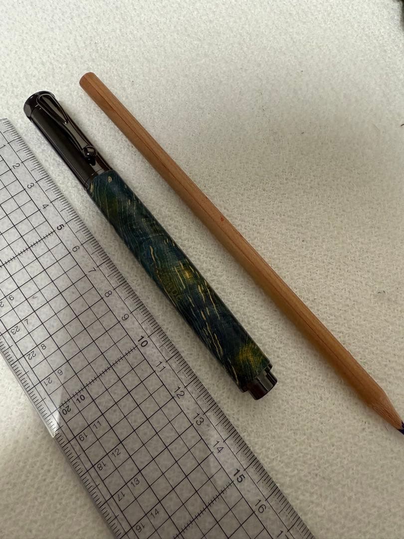 川窪さんの万年筆、絶版