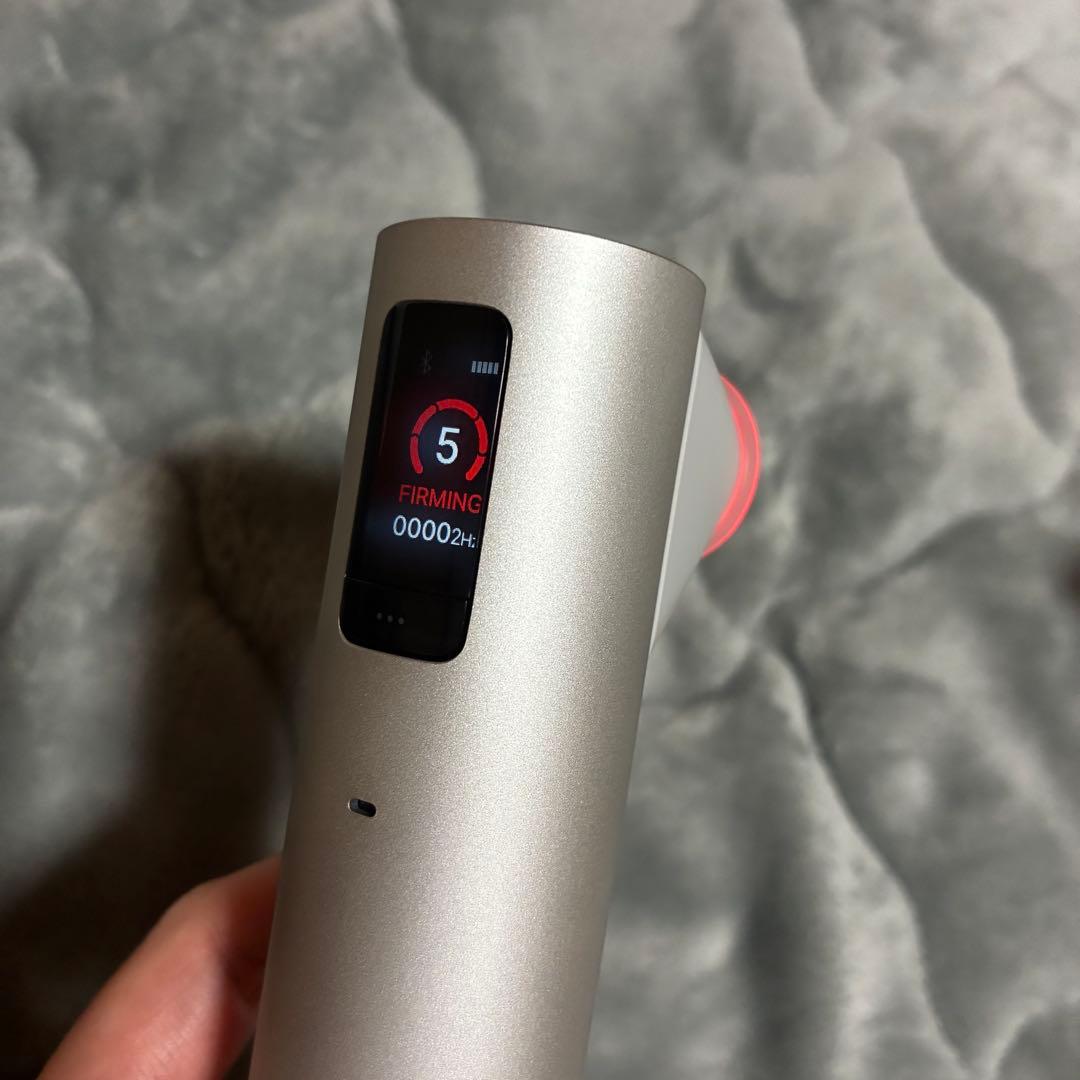 AGE-R 美顔器 ハイフォーカスショット