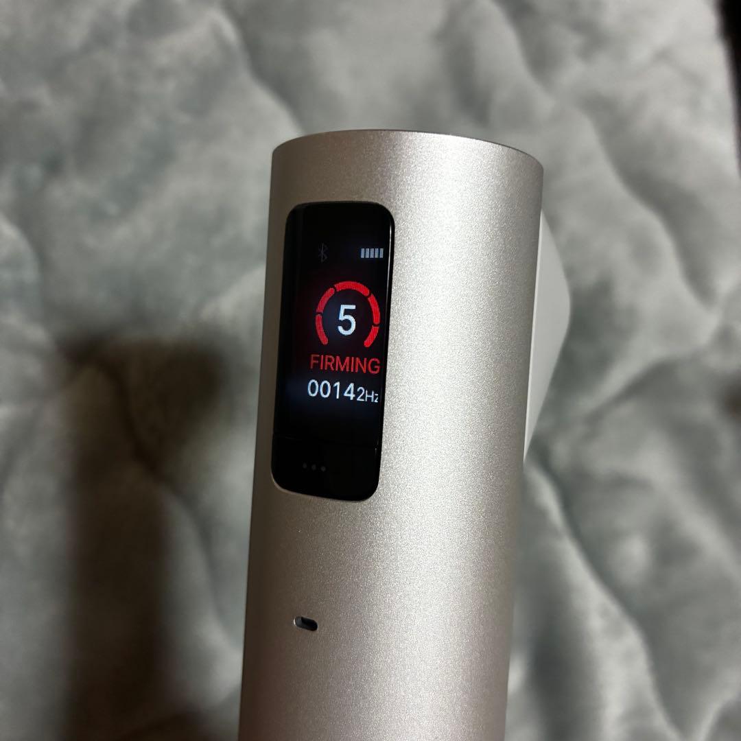 AGE-R 美顔器 ハイフォーカスショット