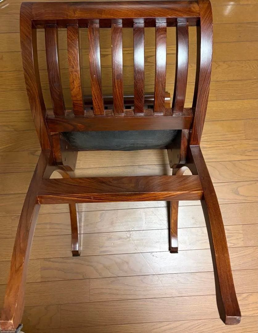 カルティニチェア 鋲打ち スツール レザー 革張 椅子　アジアン　猫足　猫脚