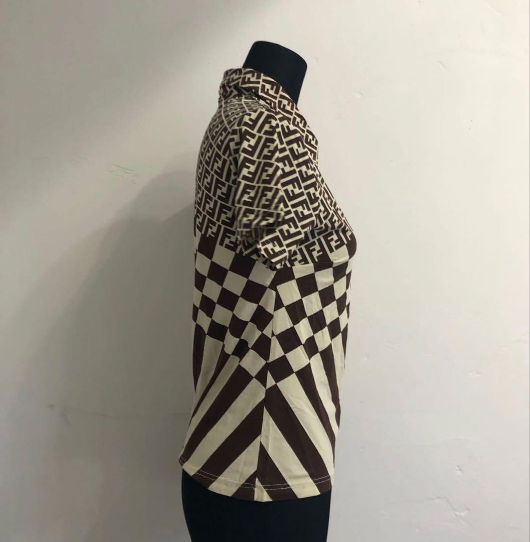 【美品】FENDI フェンディ　ポロシャツ　ズッカ柄 46サイズ　Tシャツ　半袖
