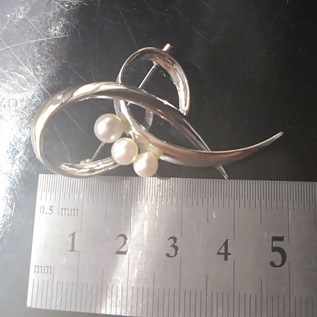 TASAKI 田崎真珠3珠　 アコヤ本真珠 ブローチ　SILVER
