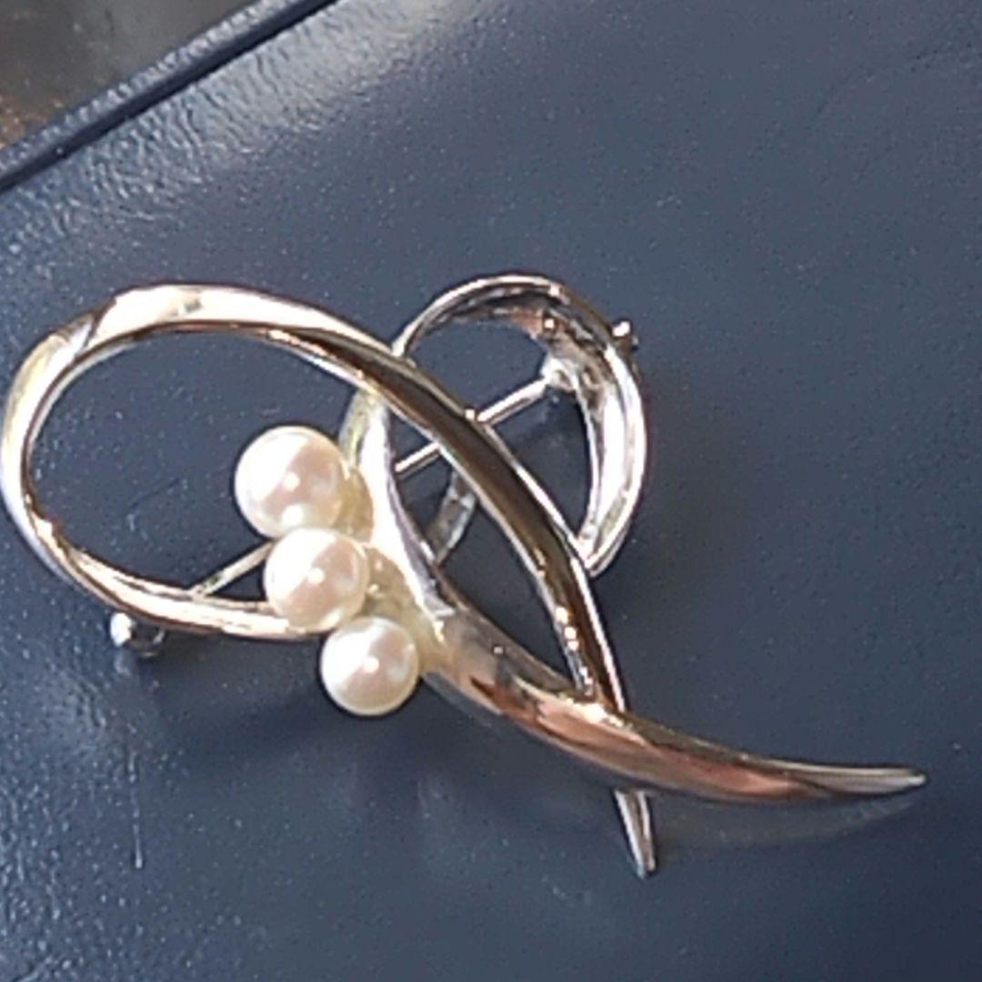 TASAKI 田崎真珠3珠　 アコヤ本真珠 ブローチ　SILVER