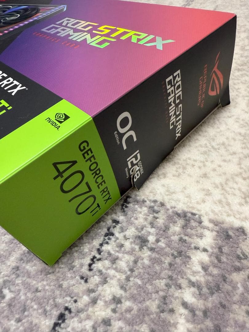 グラフィックボード・グラボ・ビデオカード ASUS ROG STRIX GeForce RTX 4070Ti OC12GB