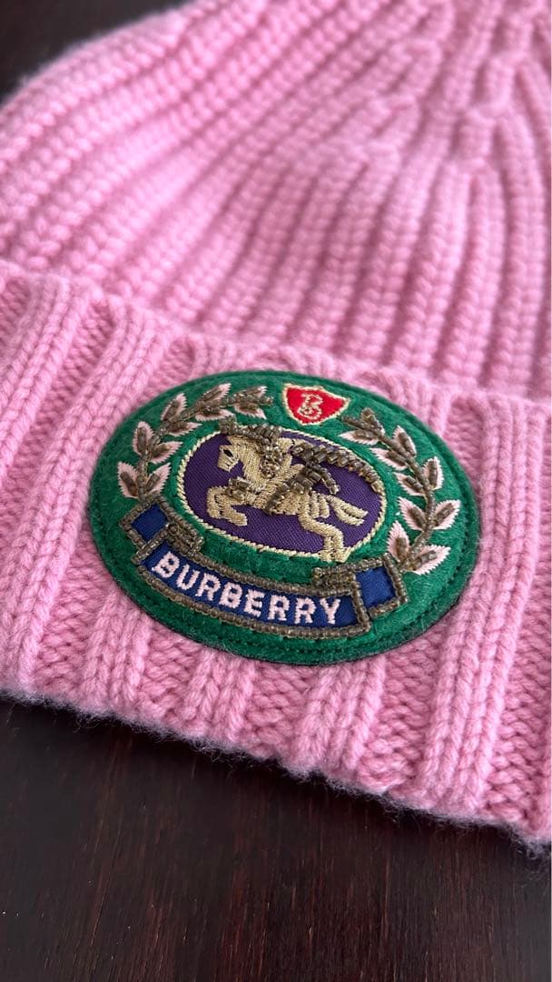 BURBERRY ピンク ニット帽