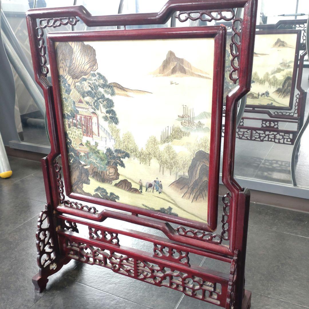 【希少　古代中国】刺繍　両面ガラス細工　唐木　古玩　骨董品　装飾品　山村海画