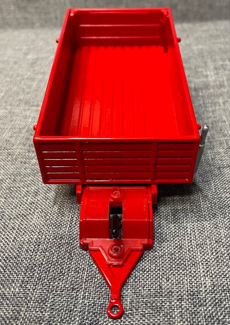 PORSCHE MUSEUM ポルシェミュージアム 荷台 ミニカー（レッド）