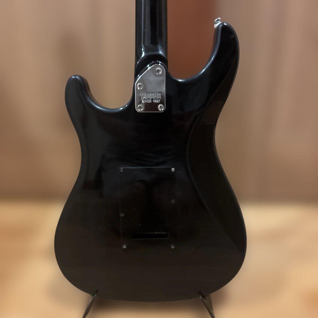 YAMAHA RGS 112P ブラック色 エレキギター アーム付 新品弦張替済