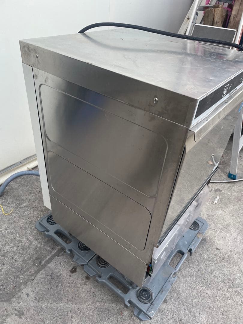 ジャンク品2022年キタザワ 食器洗浄機 型番：CW530S